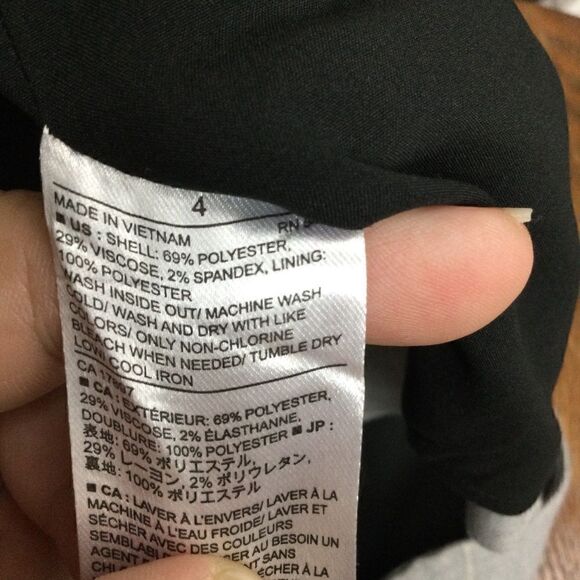 Banana Republic Gray & Cream Plaid Checked Skirt, Size 4 - Picture 8 of 8